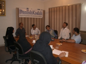 5 different views of particiapnts during meeting